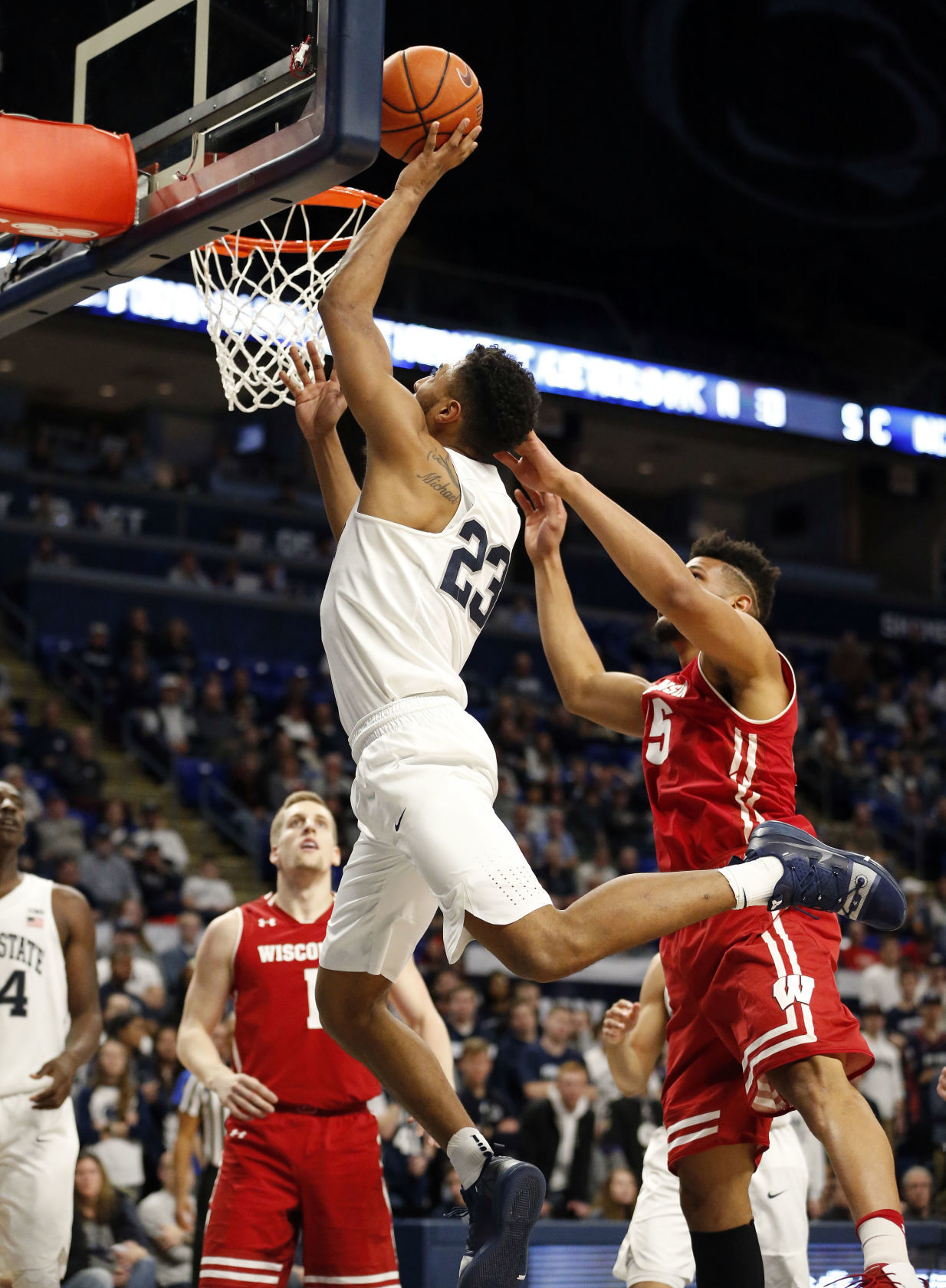 Badgers 71, Nittany Lions 52